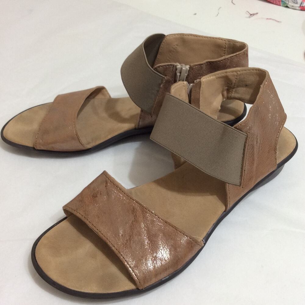 Sesto Meucci Eirly Wedge Women's Sandal Size 7.5 Medium Brown Metallic